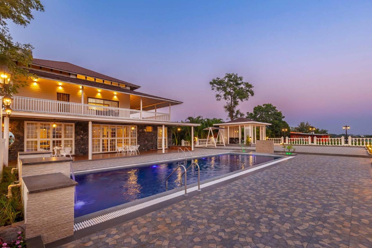 Stayvista'S Lake La Vie - Tranquil Lake-View Villa Amidst Farmland With Pool And Poolside Gazebo - Proximity To Sula Nāsik Eksteriør bilde